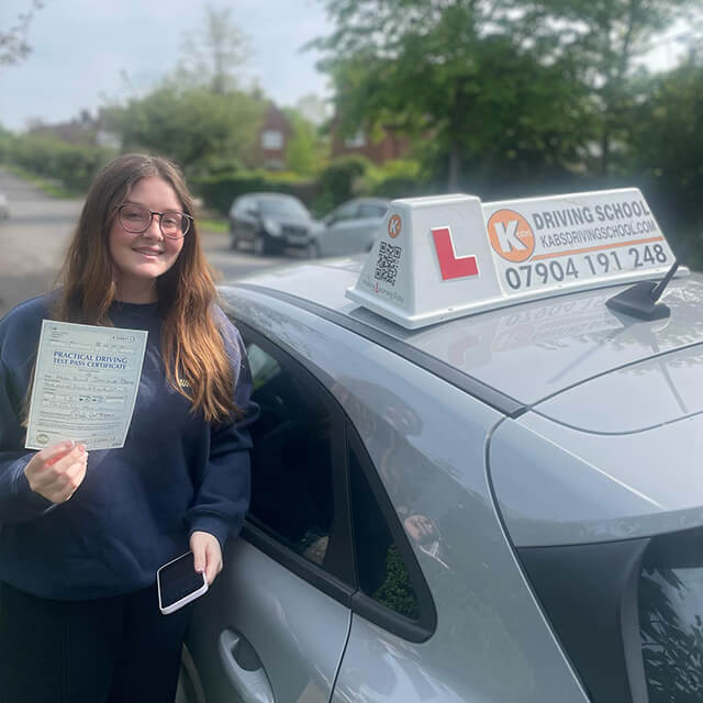 driving lesson near me, driving lesson, driving school, driving school near me, driving instructor near me, best, local, instructor, london, manual lesson near me, automatic lesson near me, kabsdrivingschool, kabs, driving license